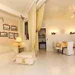 Imperial Res. Negresco Five Stars Holiday House